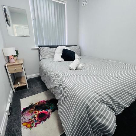 Cosy House Trafford Манчестер Екстер'єр фото